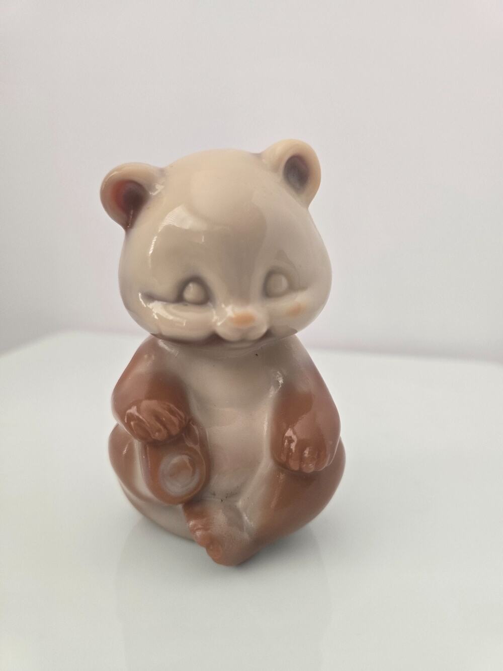 Vintage Fenton Art Glass Chocolate Caramel Bear 3 1/4 " Tall